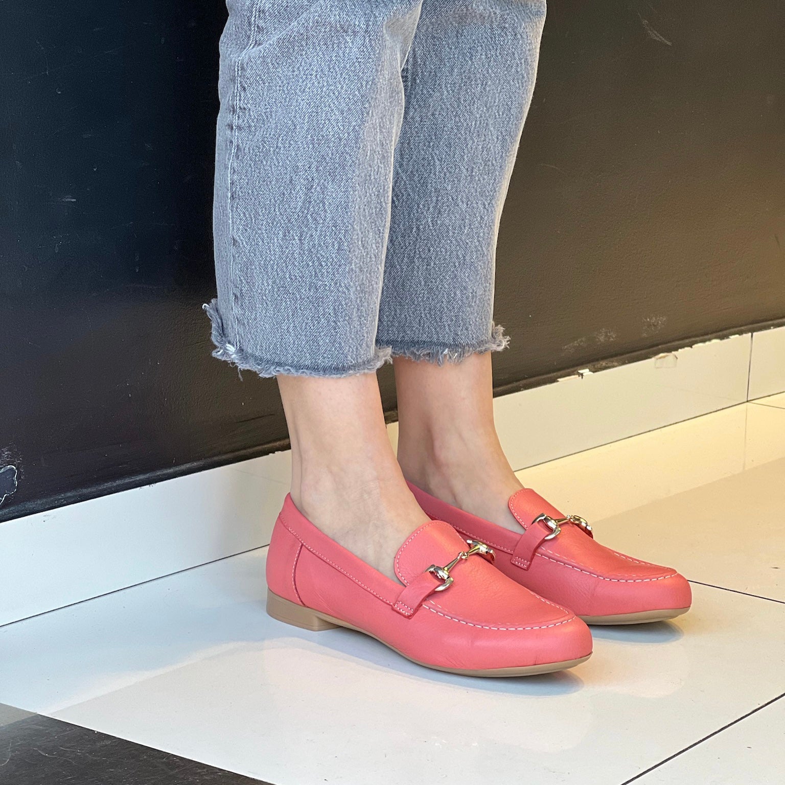 Δερμάτινα Μοκασίνια MARA SHOES ΚΟΡΑΛΙ - 261